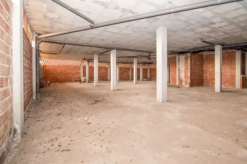 Local comercial en venta en Calle Leales 2, imagen 3