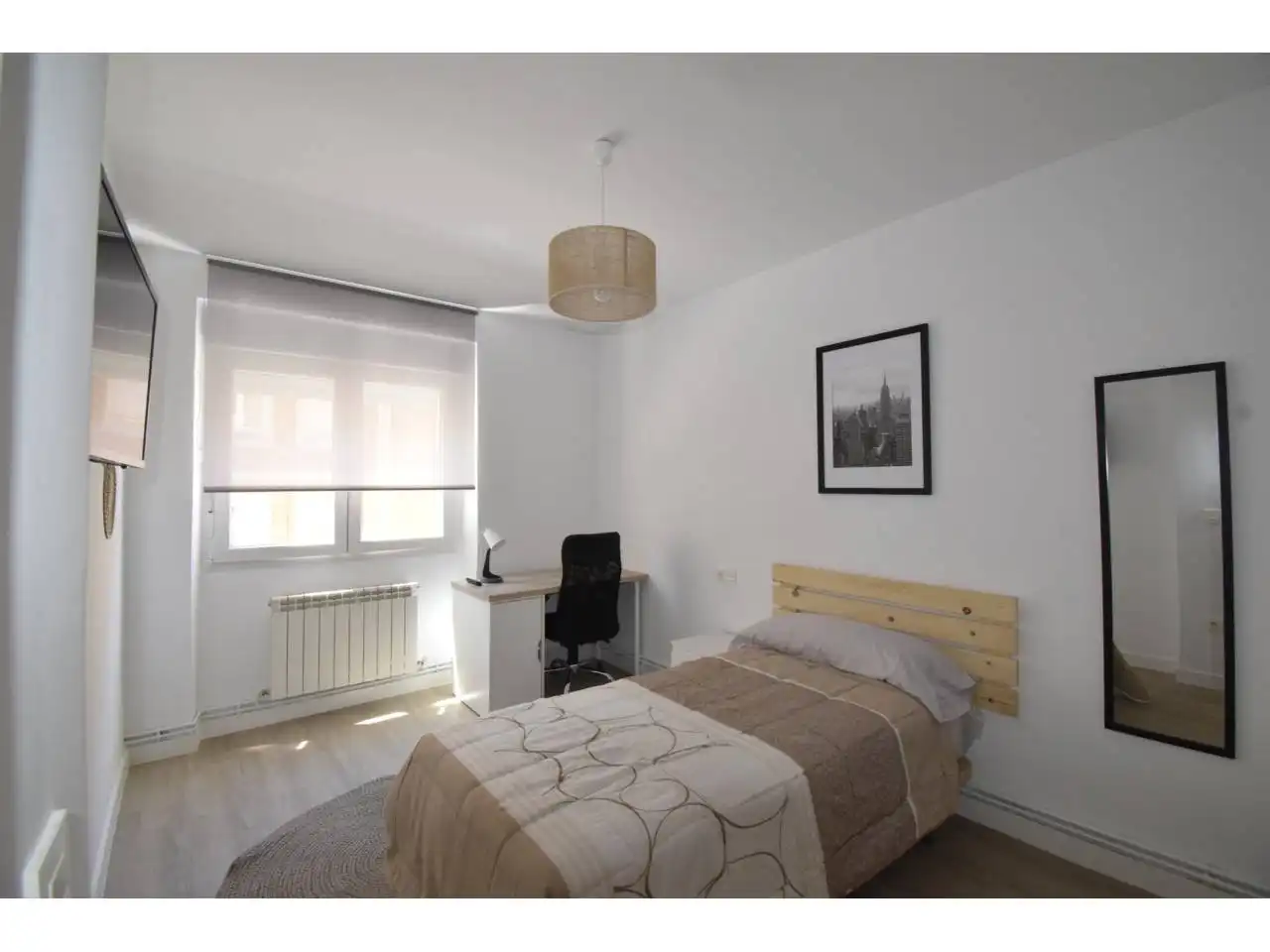 Bedroom of Flat for rent in León Capital   with Heating