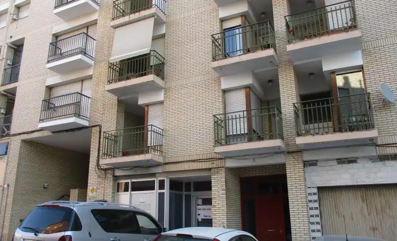 Local commercial à louer à Av Cataluña, imagen 2