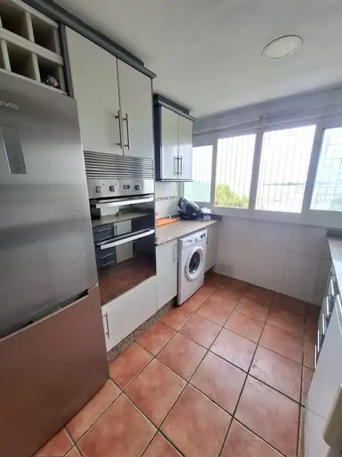 Cuina de Pis en venda en Catarroja amb Aire condicionat