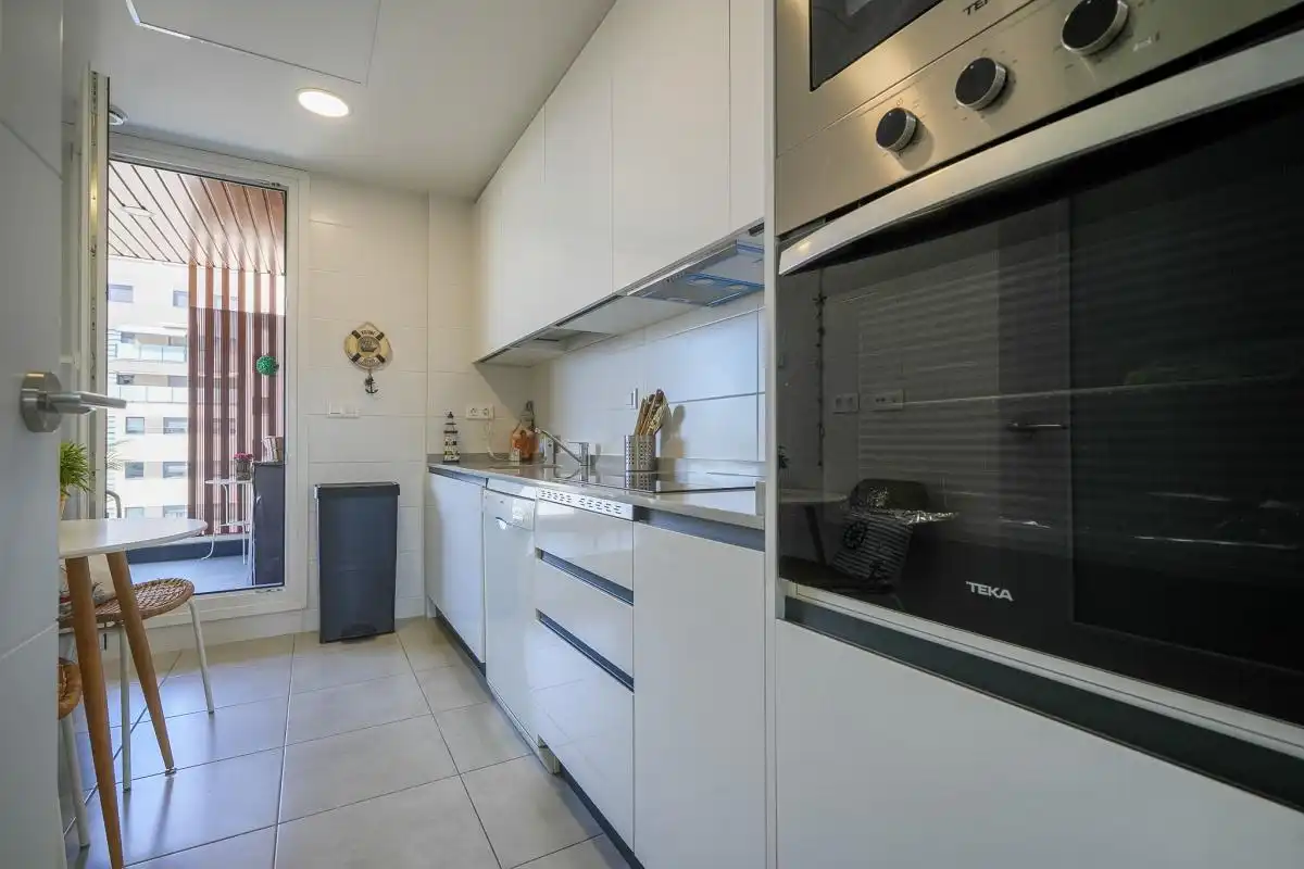 Kitchen of Flat for sale in Madrid  with Air Conditioner, Heating and Private garden