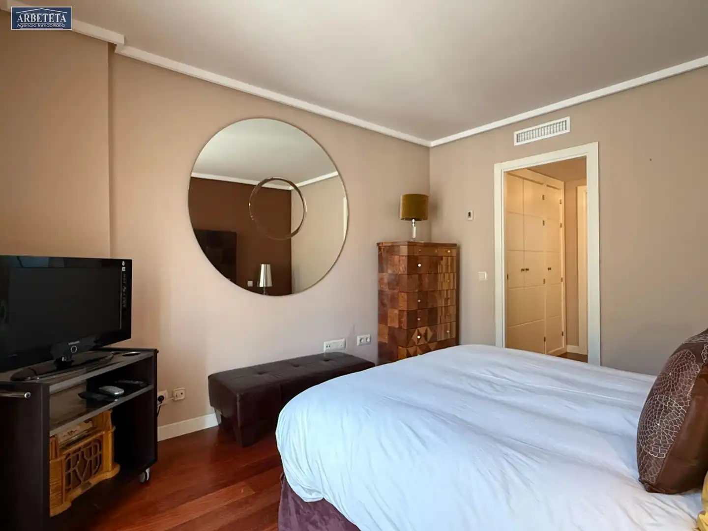 Piso con ascensor en venta en Plan Sur - Amistad, imagen 15