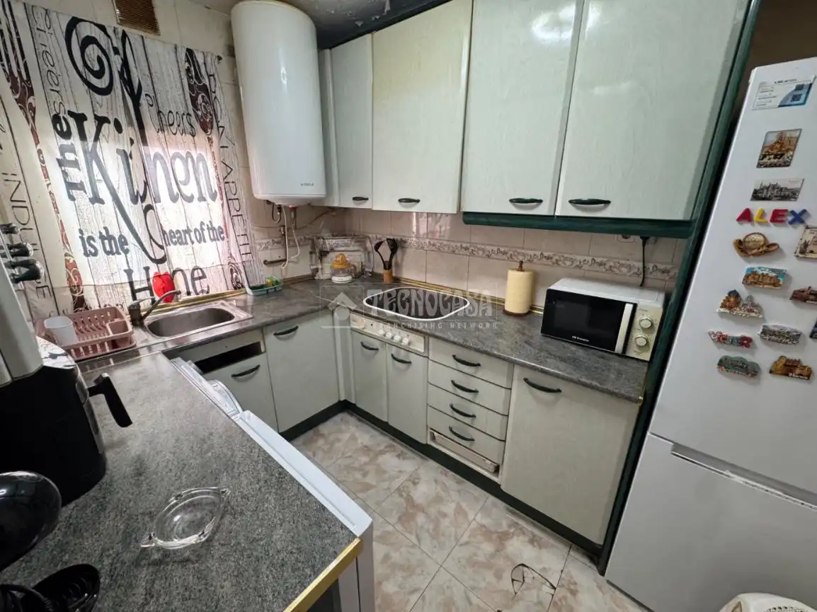 Cocina de Piso en venta en Aranjuez con Aire acondicionado