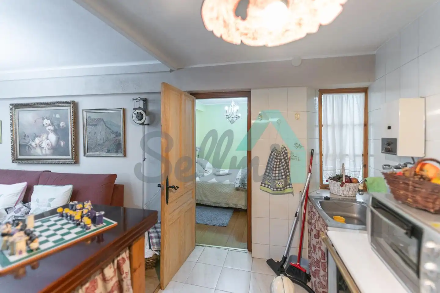 Cuina de Casa adosada en venda en Langreo amb Calefacció, Jardí privat i Parquet