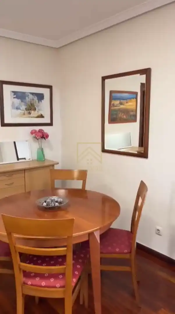 Esszimmer von Wohnung zur Miete in Santander mit Heizung, Parkett und Möbliert