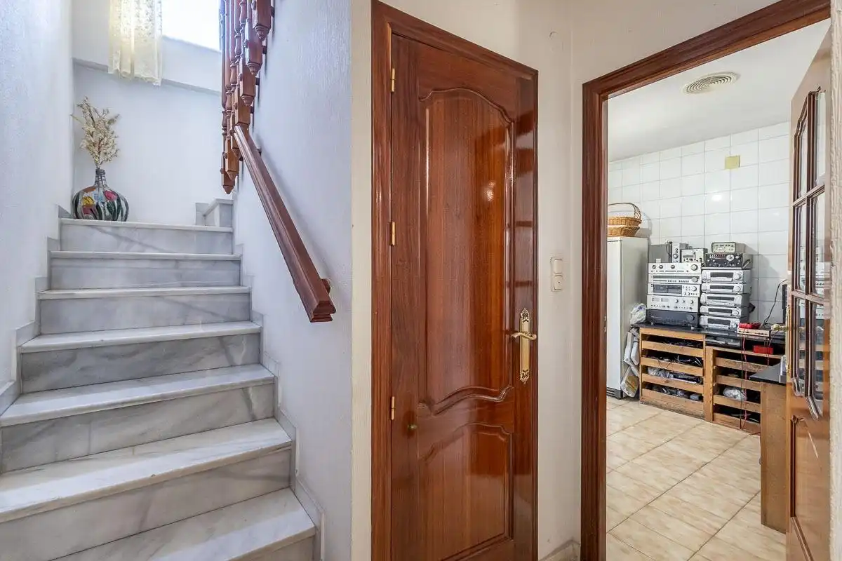 Casa adosada en venta en Calle LA REDONDA, 21, Pinos Puente