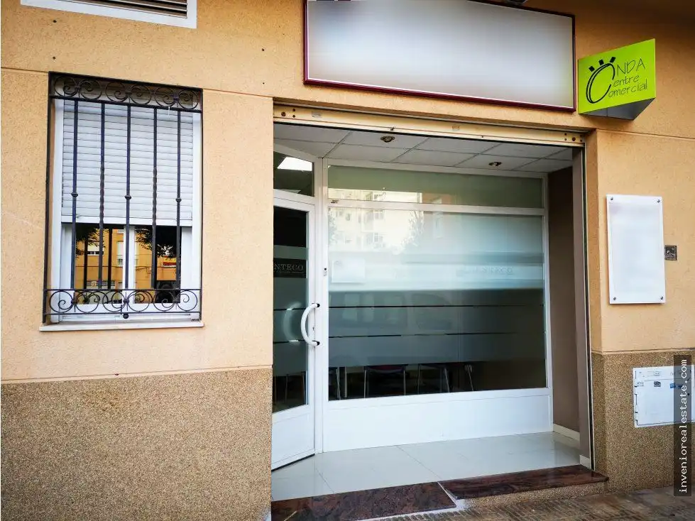 Local comercial en venda a Onda