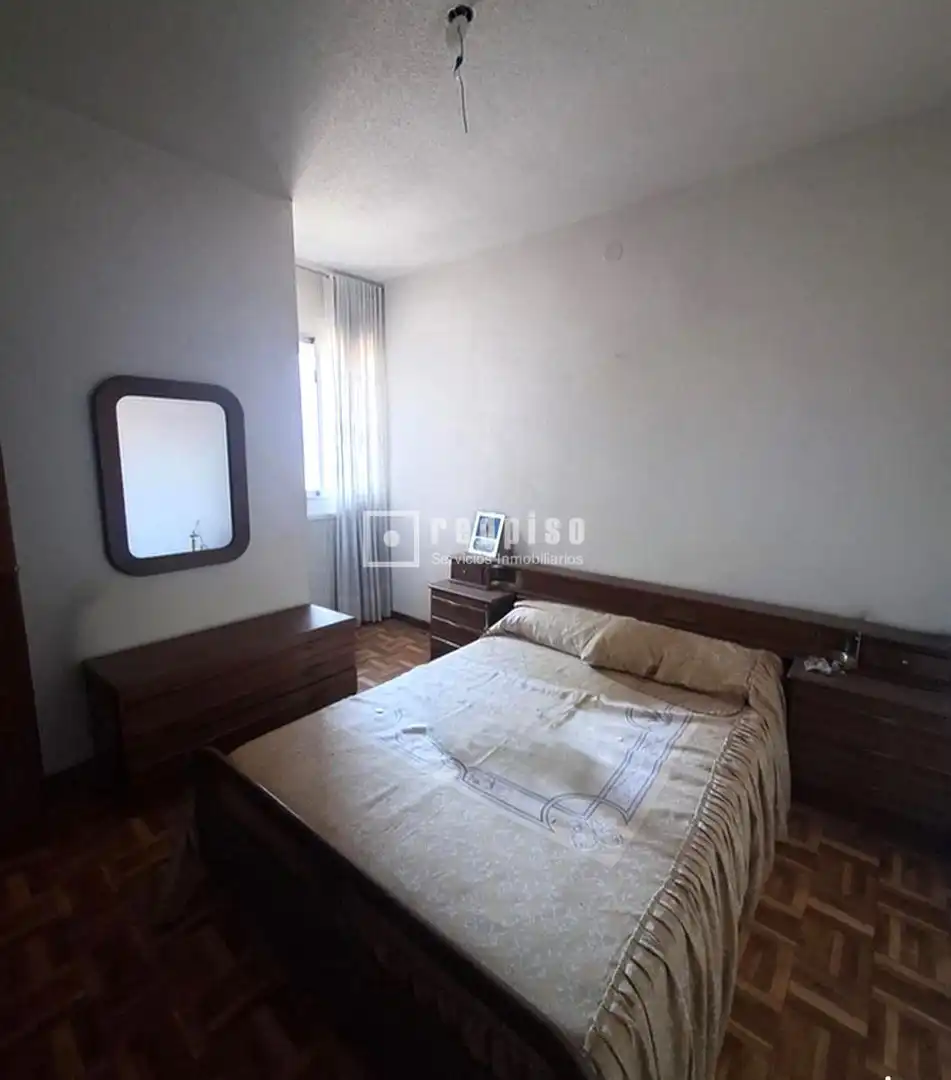 Habitación de Piso en venta en Madrid con Calefacción, Parquet y Amueblado