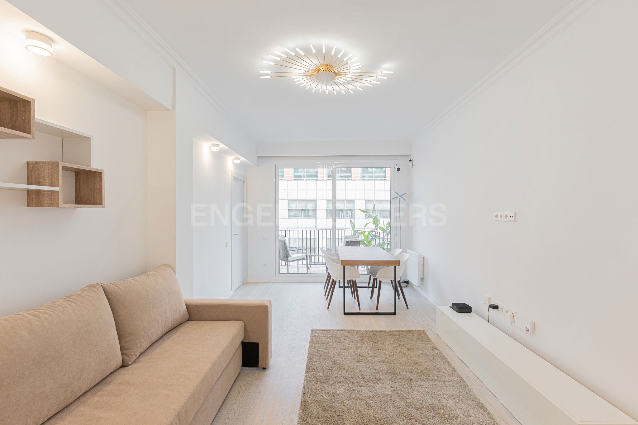 Living room of Apartment for sale in  Barcelona Capital  with Air Conditioner, Heating and Balcony