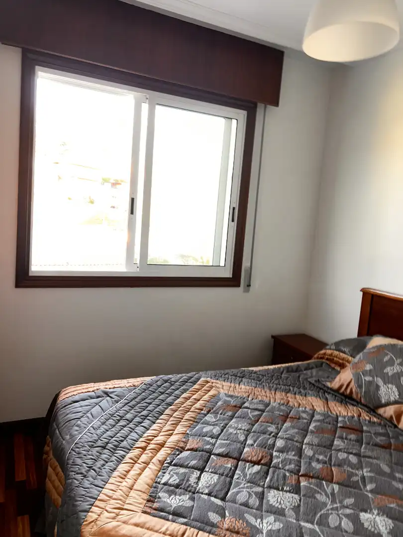 Dormitori de Apartament en venda en Baiona amb Calefacció, Parquet i Moblat