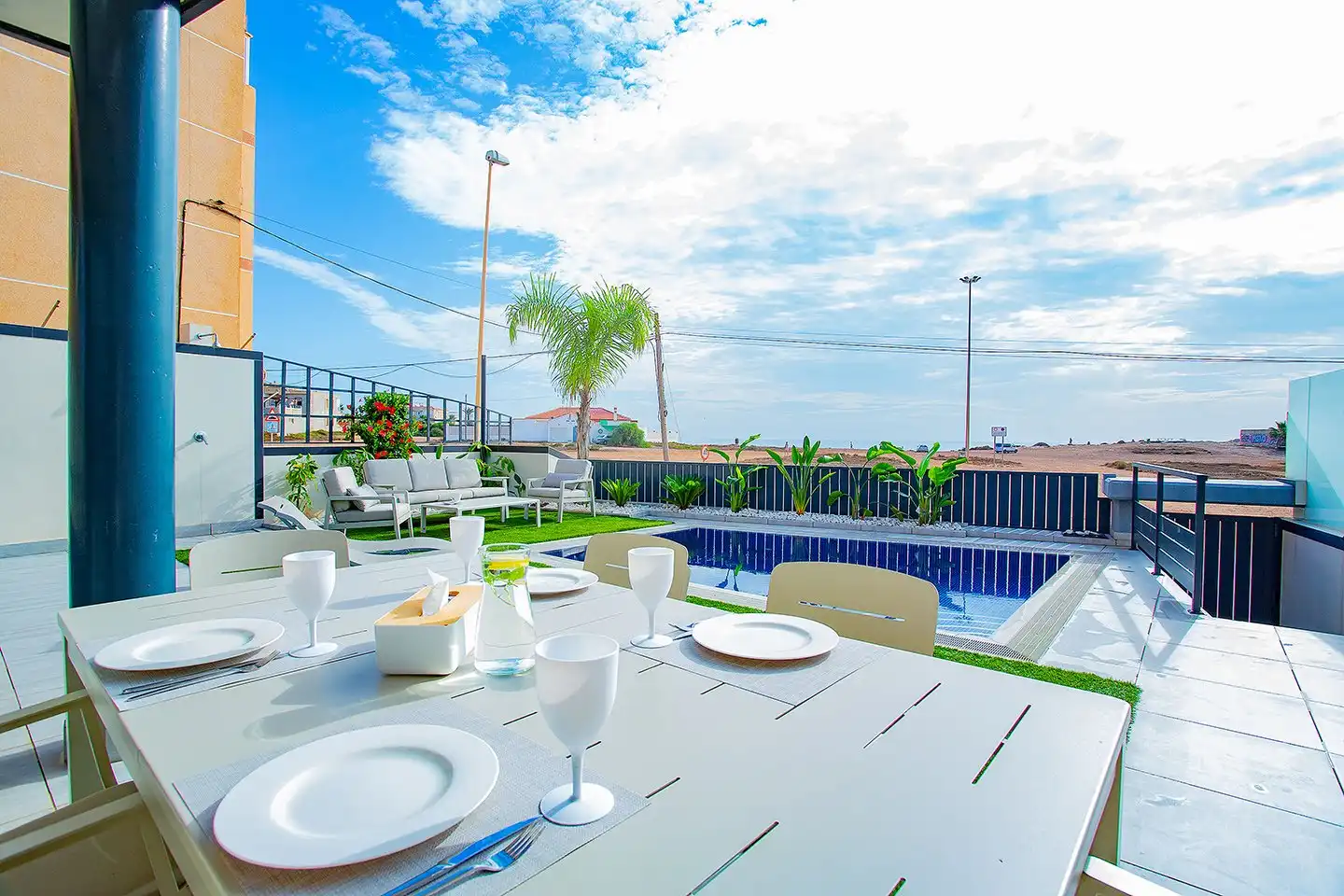 Terrassa de Casa o xalet en venda en Torrevieja amb Aire condicionat, Calefacció i Jardí privat