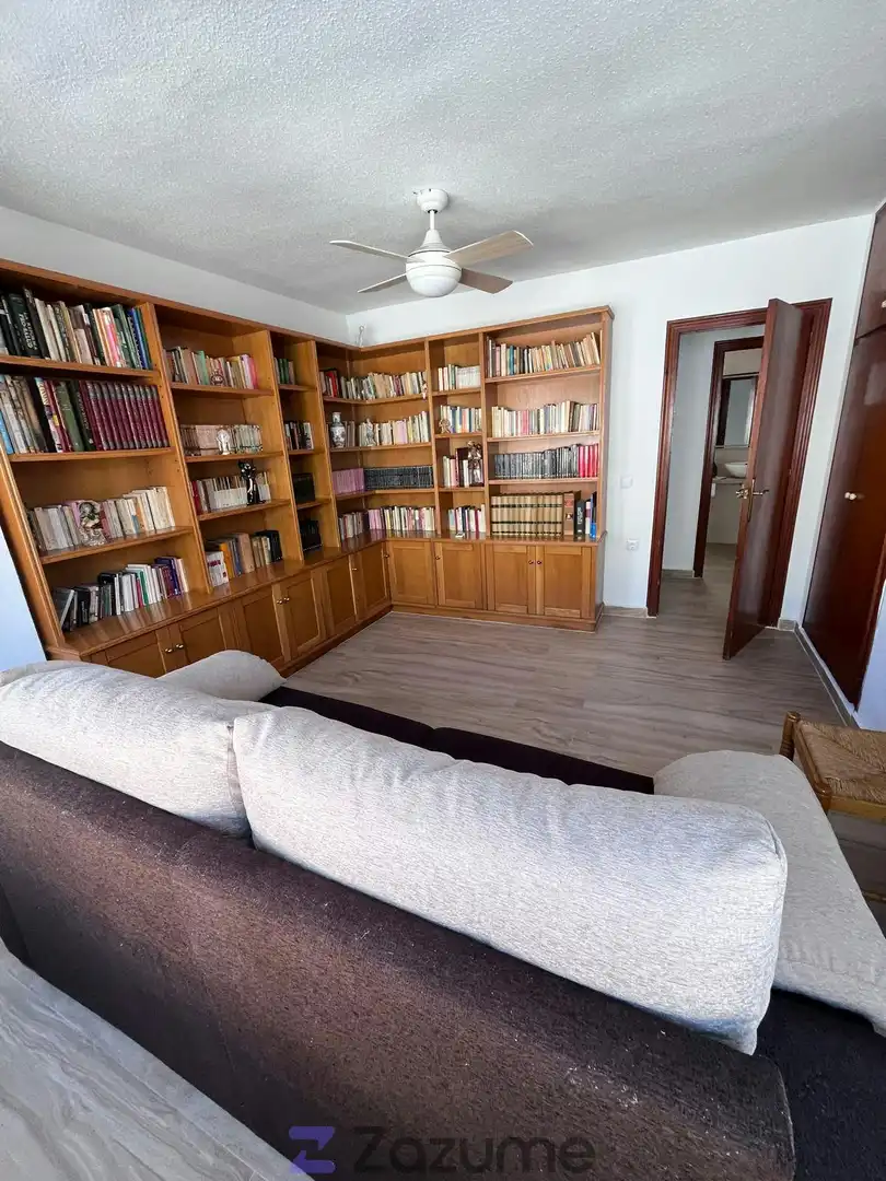 Living room of Flat for rent in Torrevieja  with Air Conditioner, Furnished and Oven