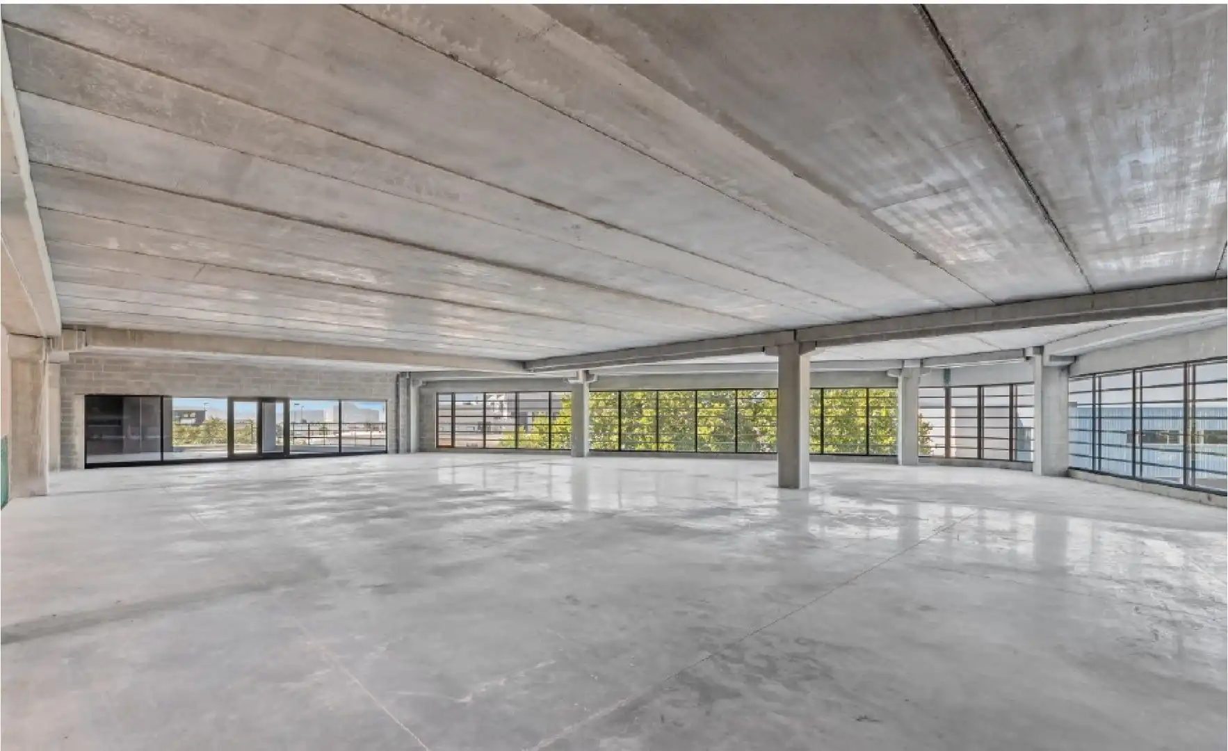 Nau industrial de lloguer a Centre - Eixample – Can Llobet