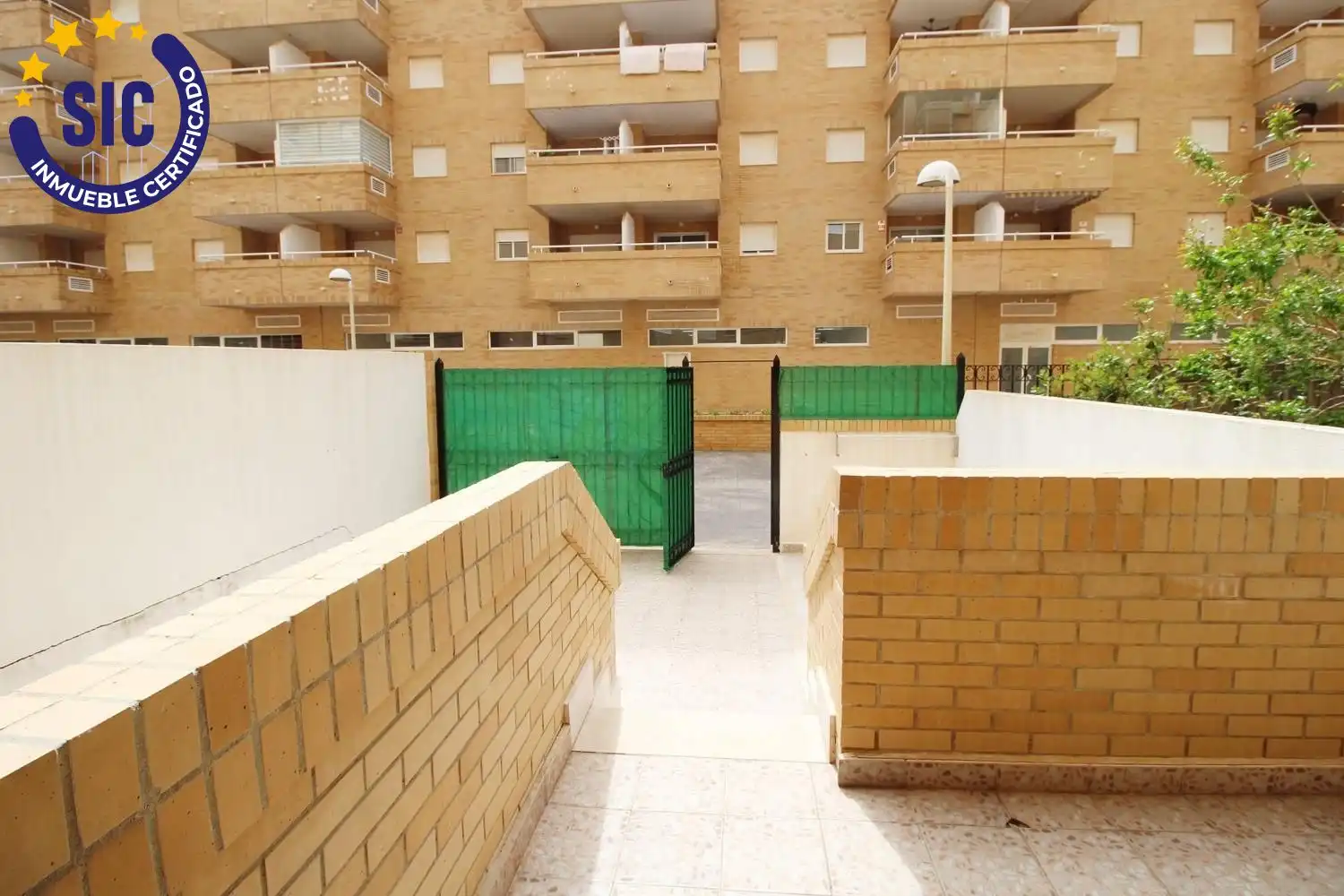 Vista exterior de Pis en venda en Oropesa del Mar / Orpesa amb Aire condicionat, Terrassa i Traster