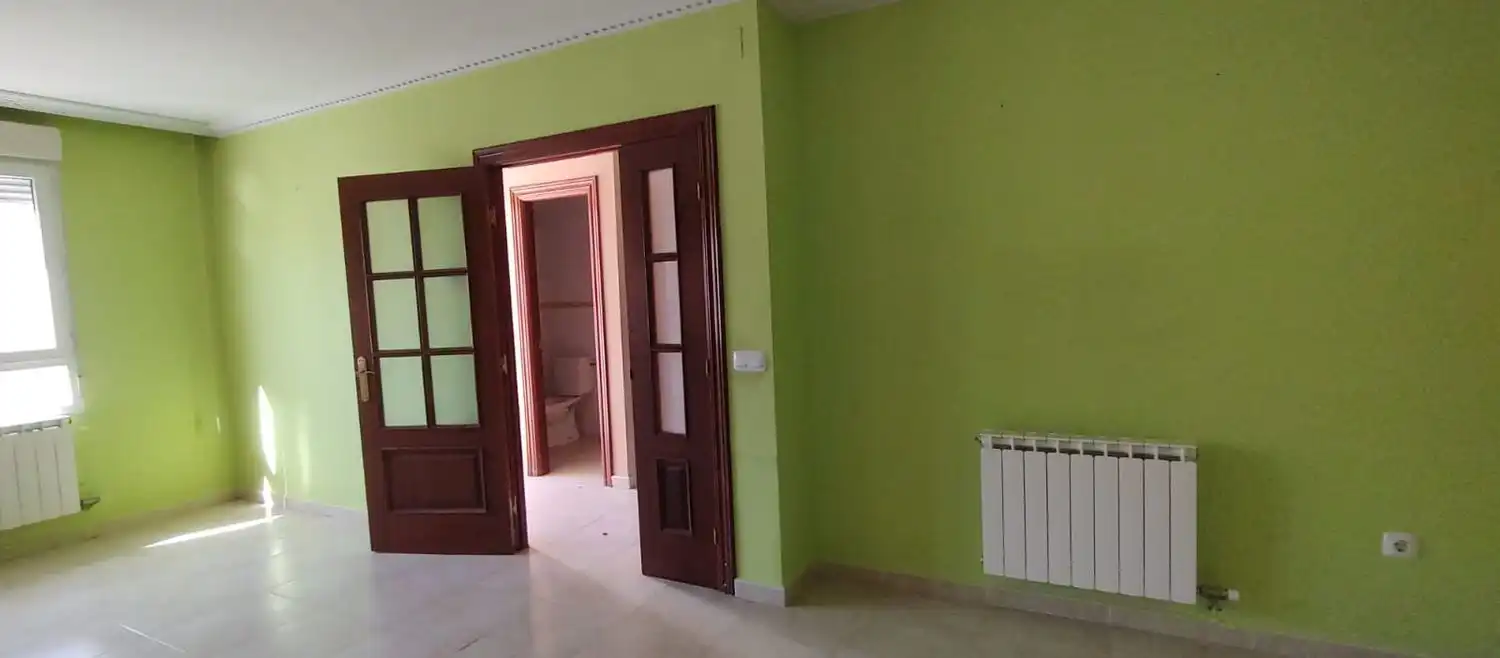 Casa adosada en venda a Viejo de Medina, Pozaldez