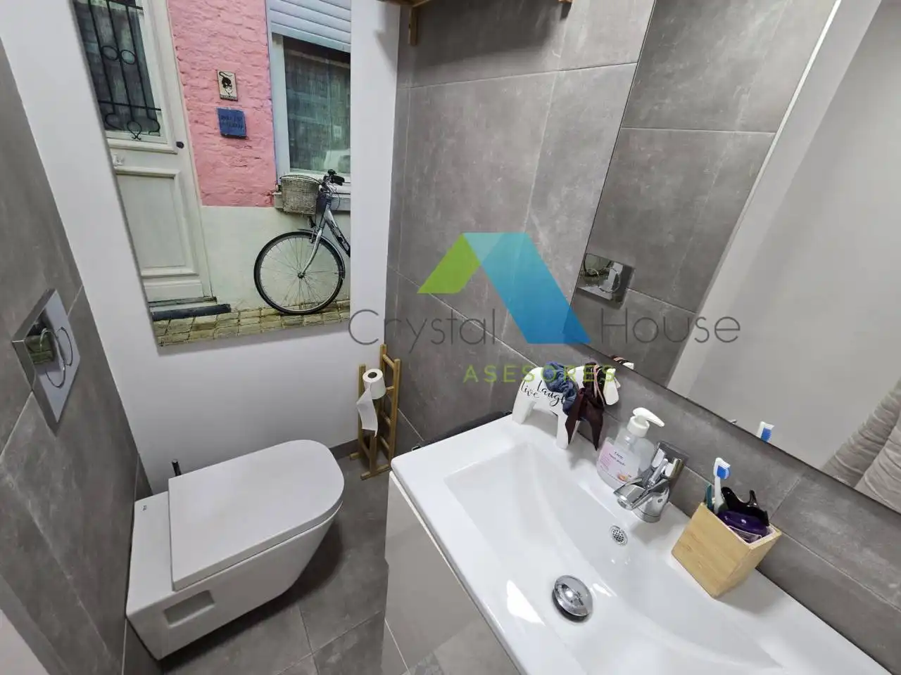 Baño de Piso de alquiler en Málaga con Aire acondicionado, Terraza y Trastero