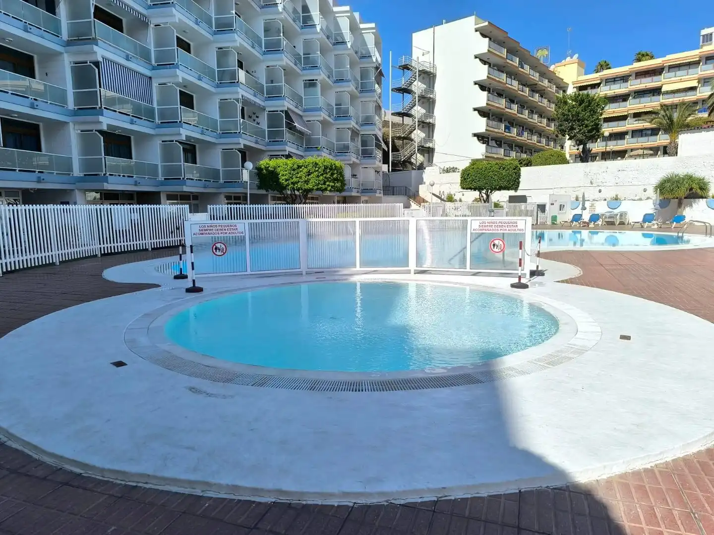 Piscina de Apartamento de alquiler en San Bartolomé de Tirajana con Aire acondicionado, Amueblado y Balcón
