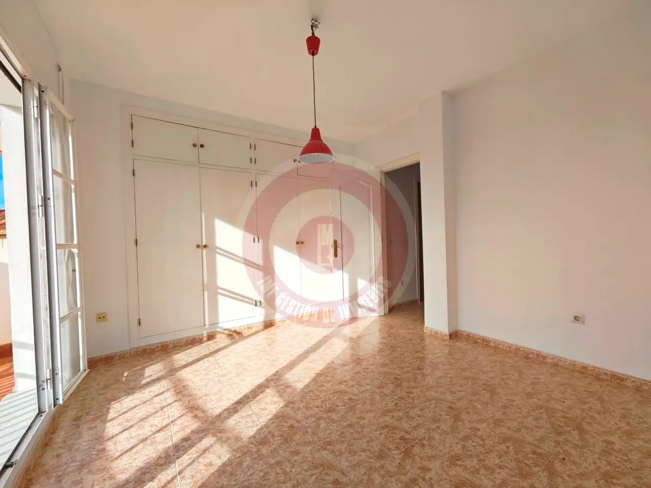 Casa adosada en venda en Vélez-Málaga amb Terrassa, Alarma i Piscina comunitària