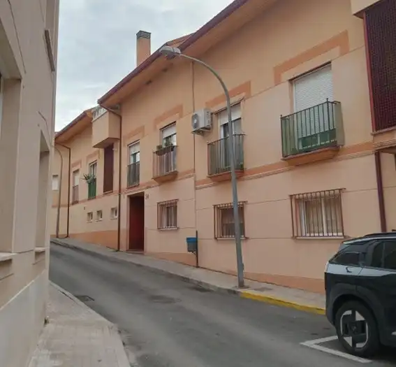 Vista exterior de Pis en venda en Campo Real amb Traster