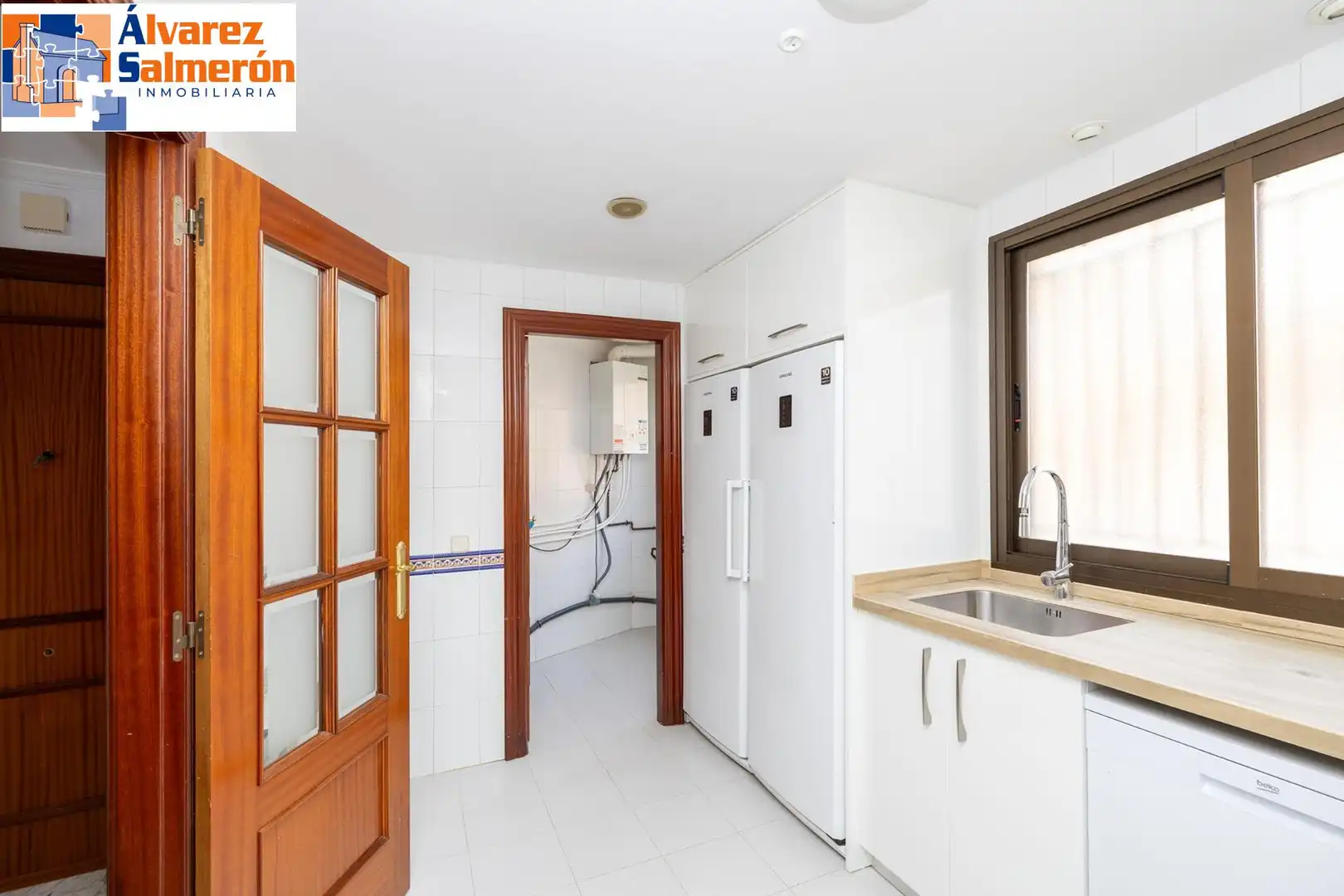 Cocina de Piso en venta en Granada