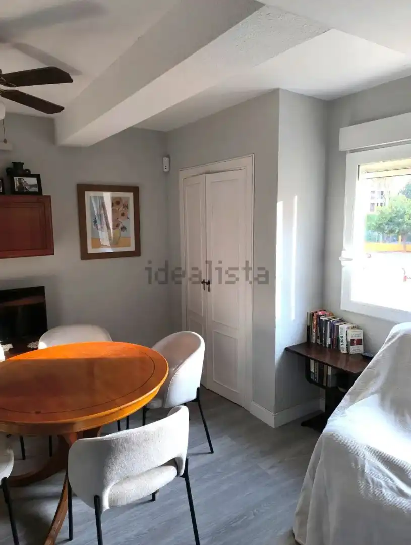 Habitación de Piso en venta en Valencia con Aire acondicionado, Amueblado y Horno