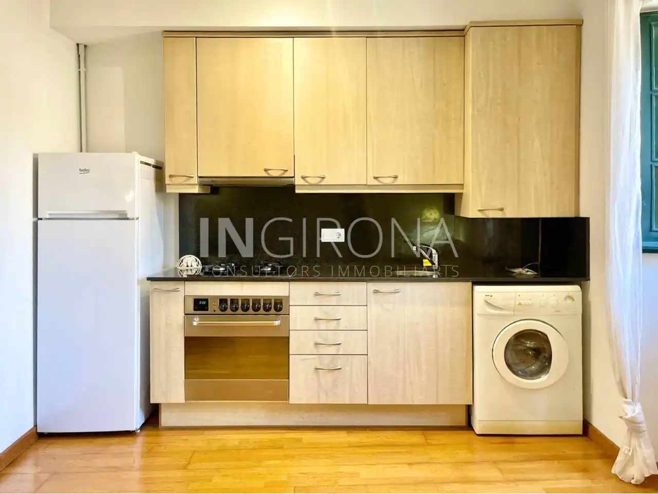 Küche von Wohnung zur Miete in Girona mit Heizung und Möbliert