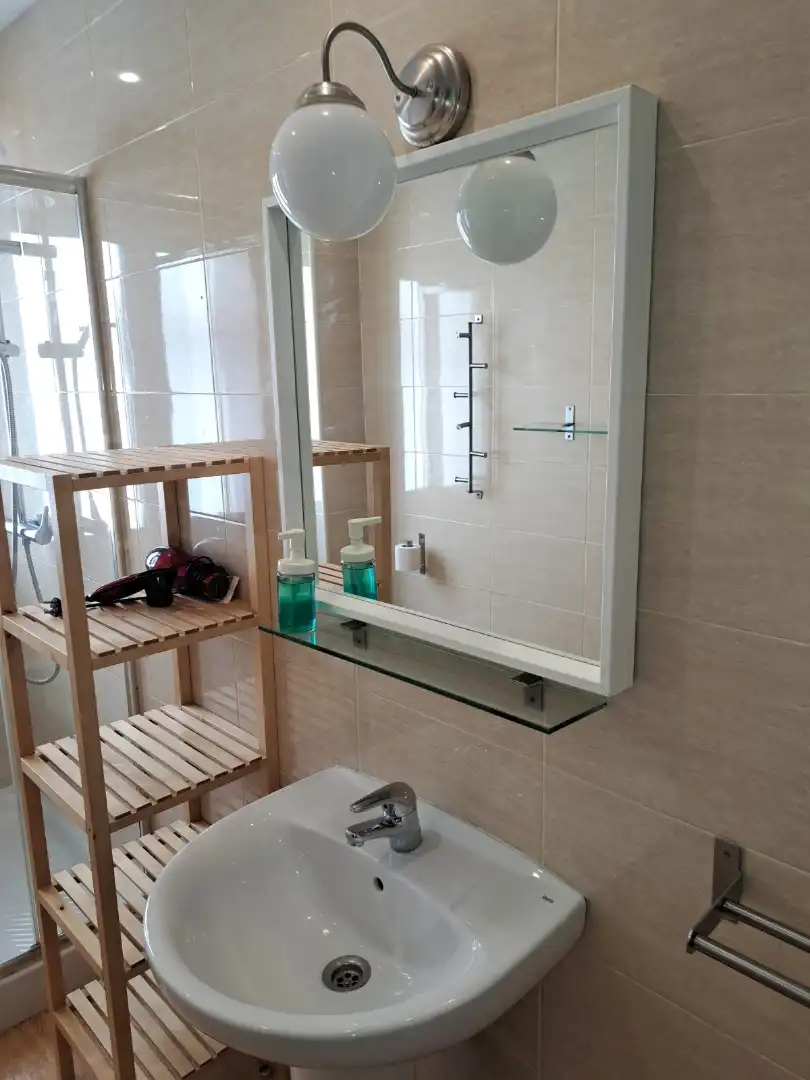 Baño de Piso en venta en Málaga con Aire acondicionado, Terraza y Amueblado