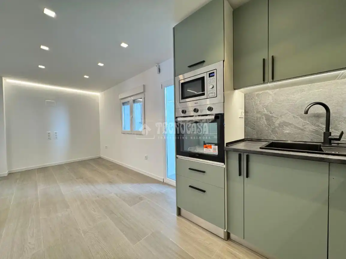 Kitchen of Flat for sale in Alcobendas  with Air Conditioner and Heating