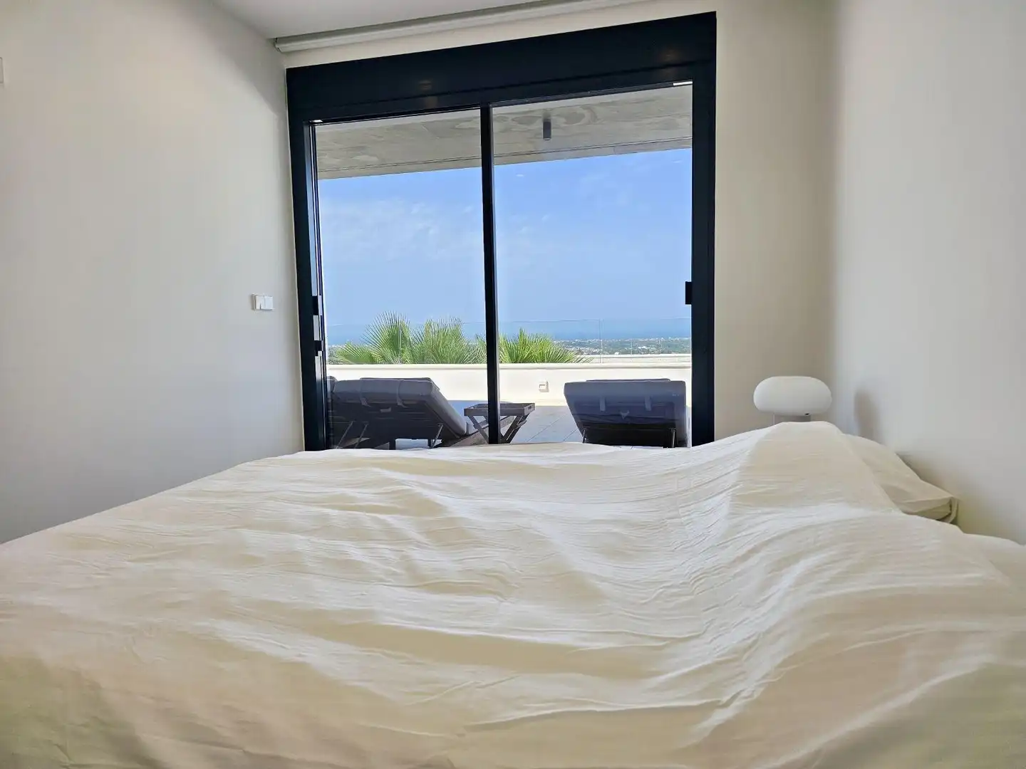 Schlafzimmer von Wohnungen zur Miete in Pedreguer mit Klimaanlage, Heizung und Privatgarten