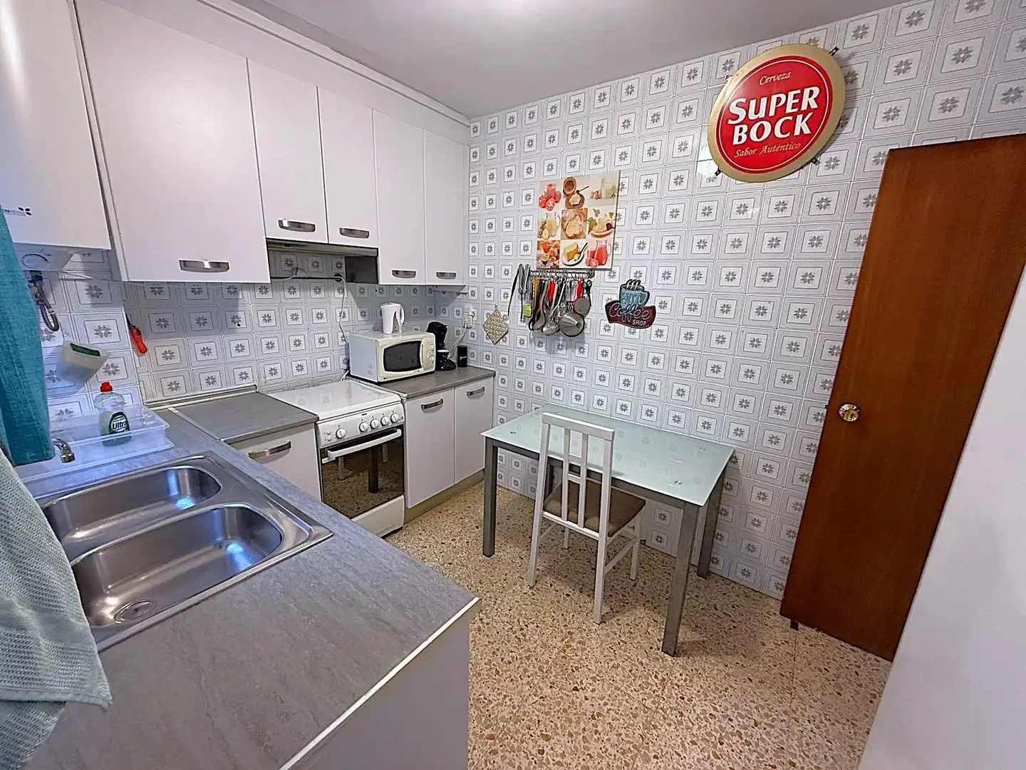 Cuina de Pis en venda en Benidorm amb Terrassa i Balcó