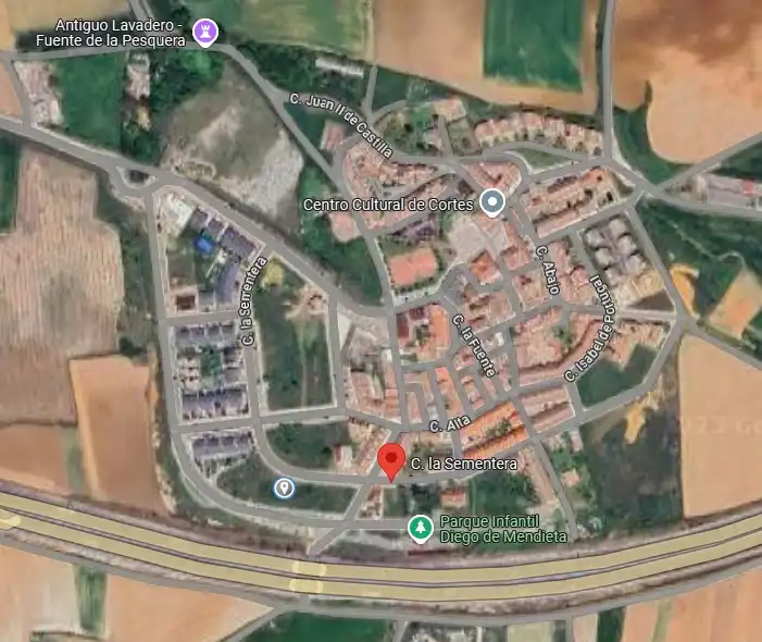 Vista exterior de Residencial en venda en Burgos