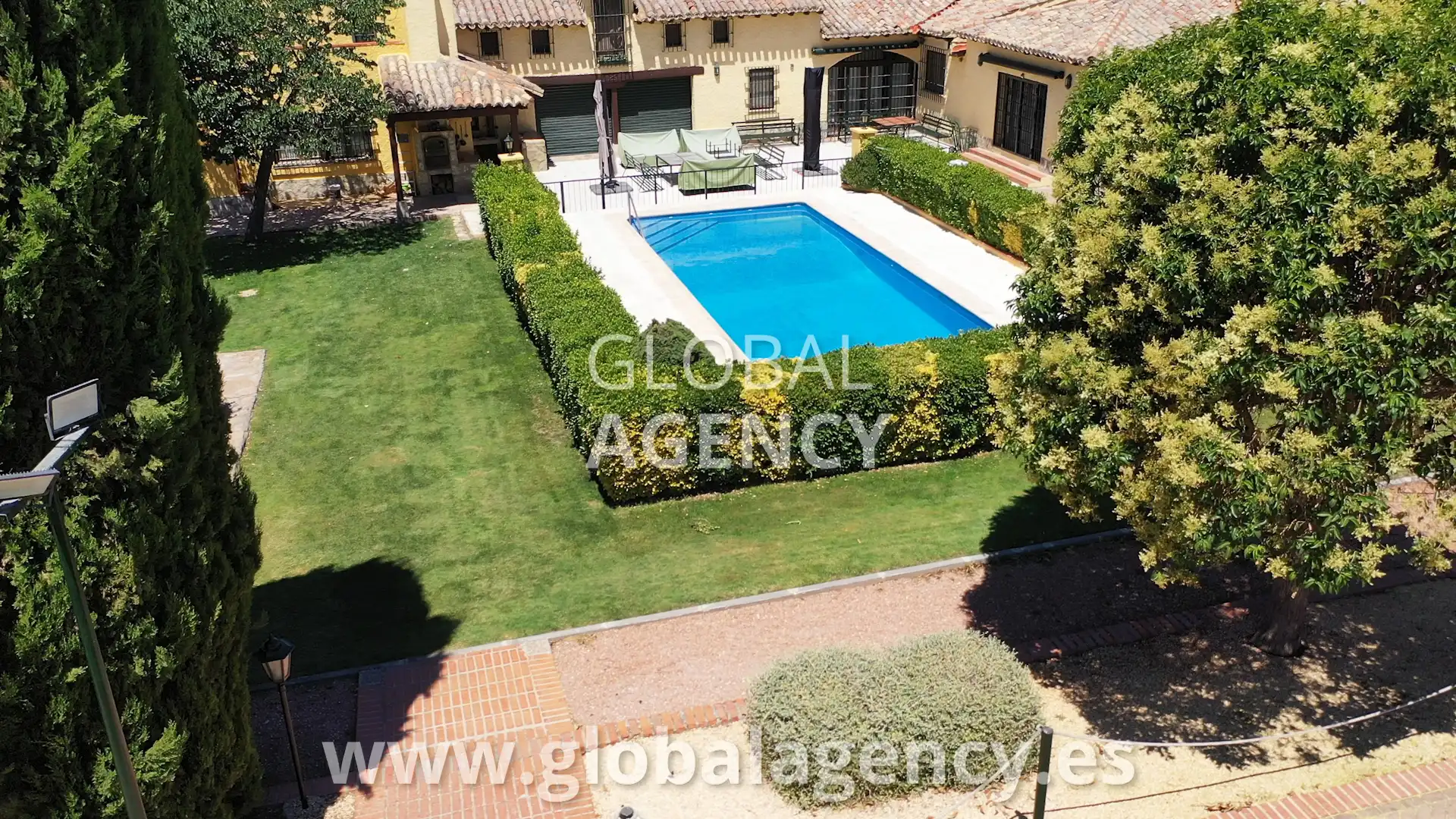 Jardí de Finca rústica en venda en Chinchón amb Aire condicionat, Calefacció i Jardí privat