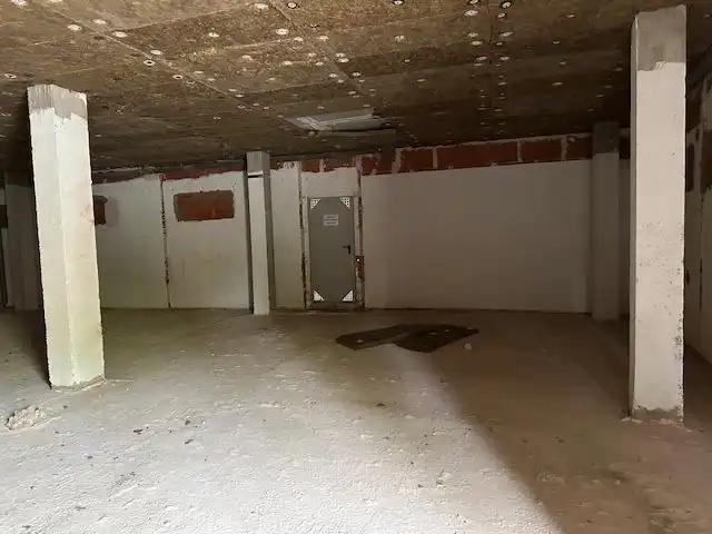 Local comercial en venta en Avenida MADRID, imagen 6