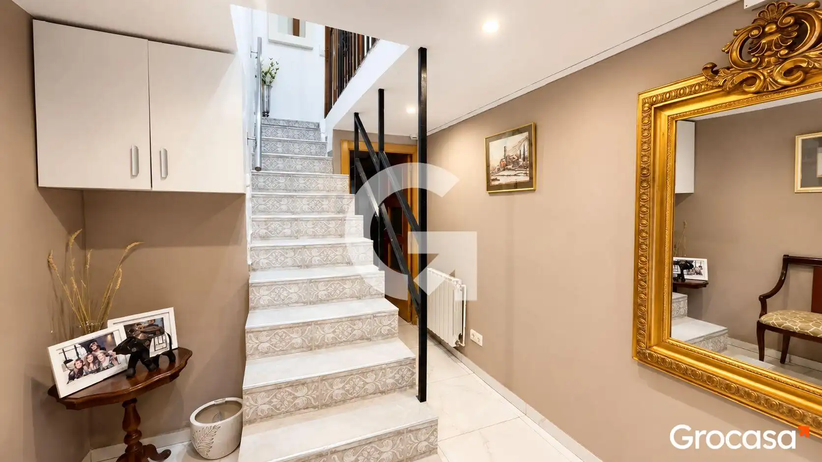 Flat for sale in Barcelona  with Air Conditioner and Heating