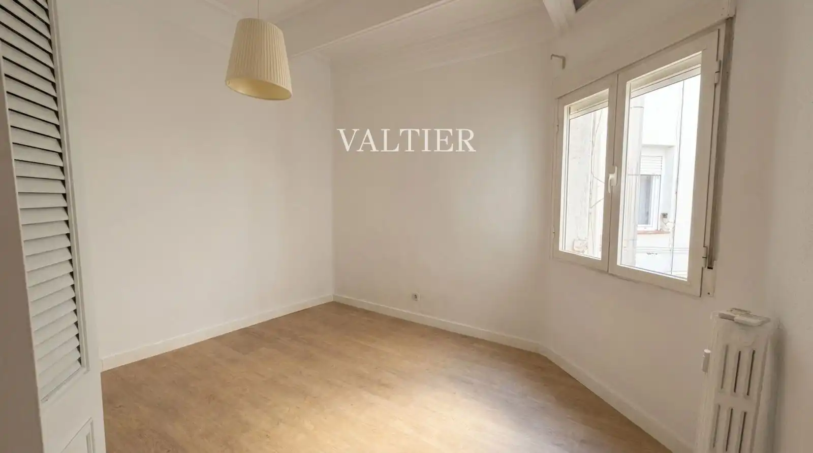 Bedroom of Flat for rent in Chamberí