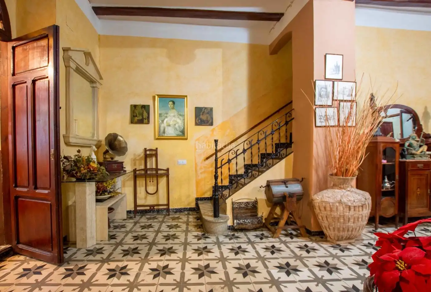 Adosado con jardín en venta en Carrer Professora Amparo Buso Bueno 1, imagen 3