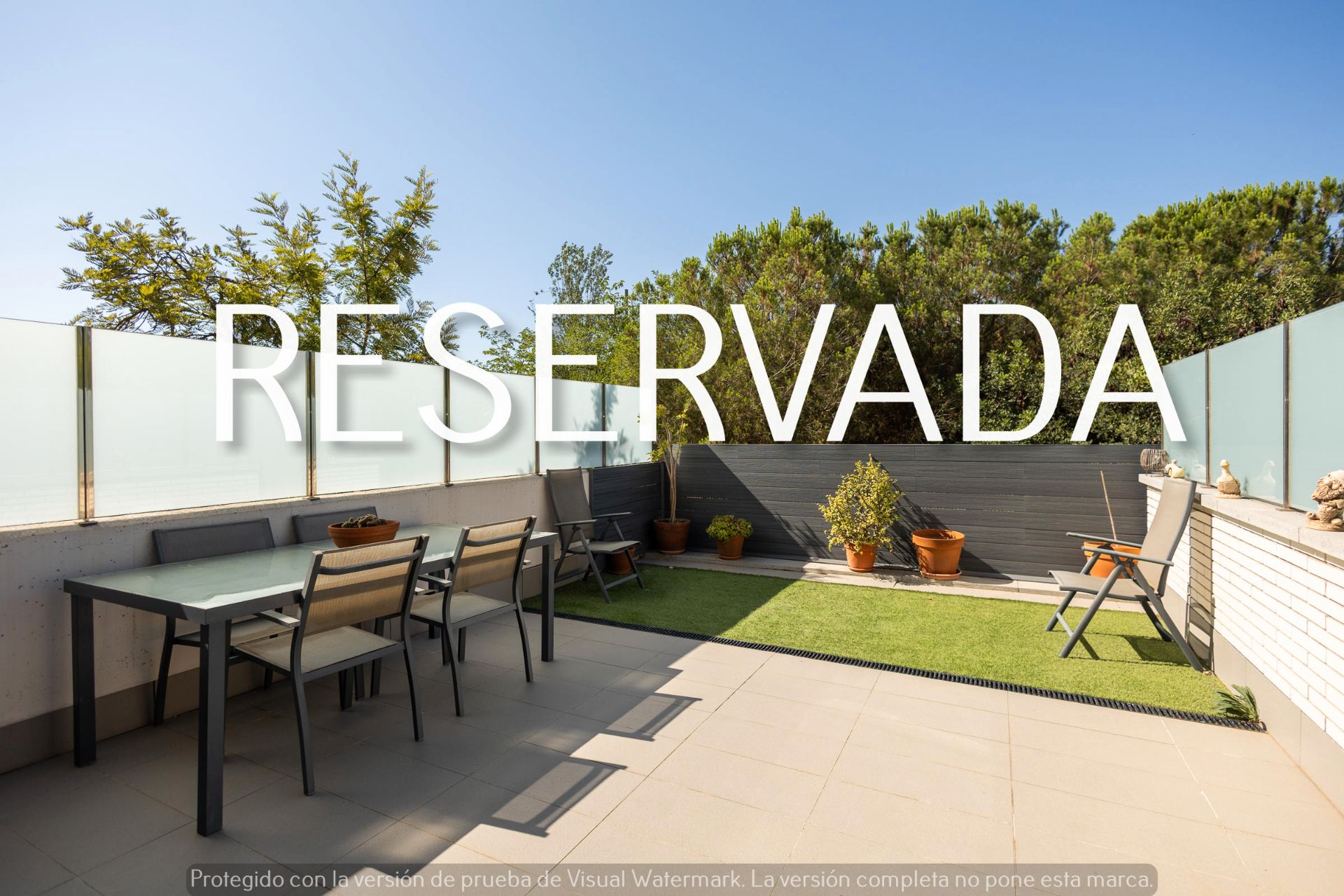 Casa adosada en venta en Carrer de Margarida Xirgu, Marianao