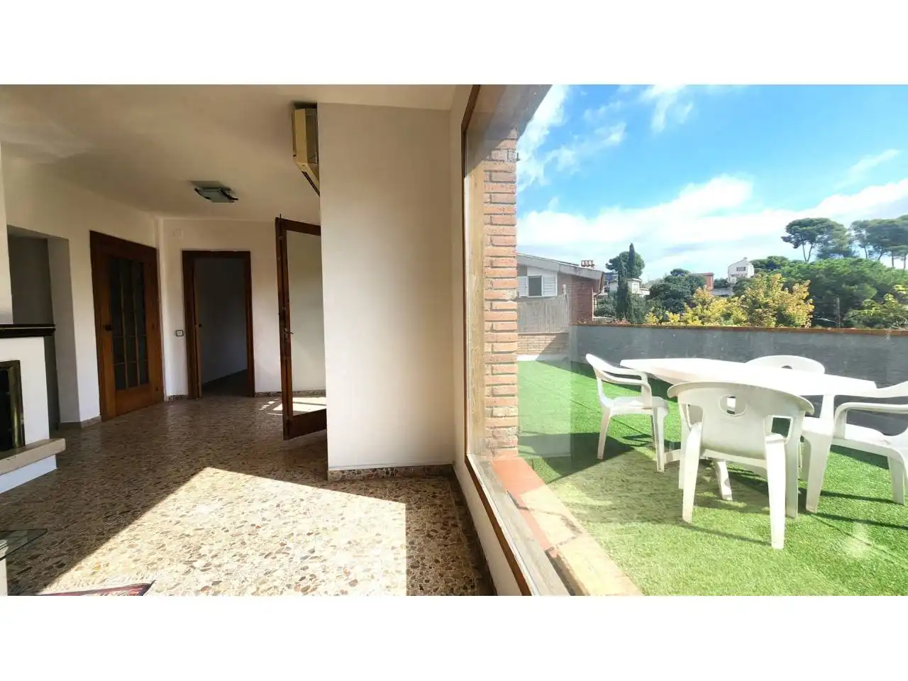 Jardí de Casa o xalet en venda en Barberà del Vallès amb Aire condicionat, Calefacció i Jardí privat