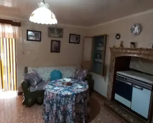 Sala d'estar de Casa adosada en venda en Santisteban del Puerto