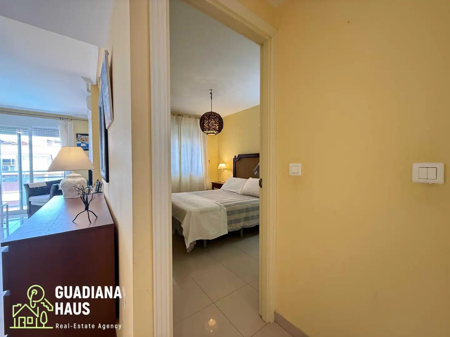 Dormitori de Apartament en venda en Isla Cristina amb Aire condicionat, Calefacció i Terrassa