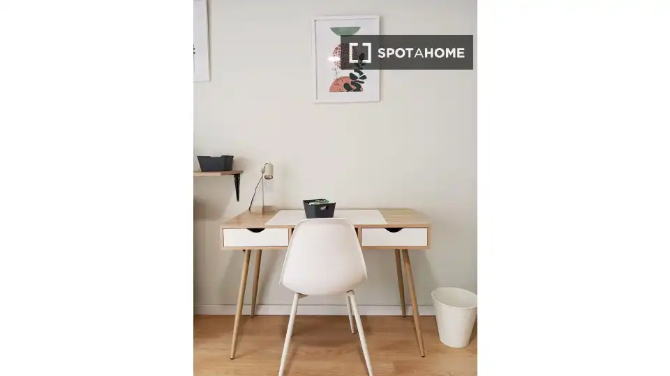 Bedroom of Flat for rent in Valencia  with Air Conditioner, Heating and Furnished