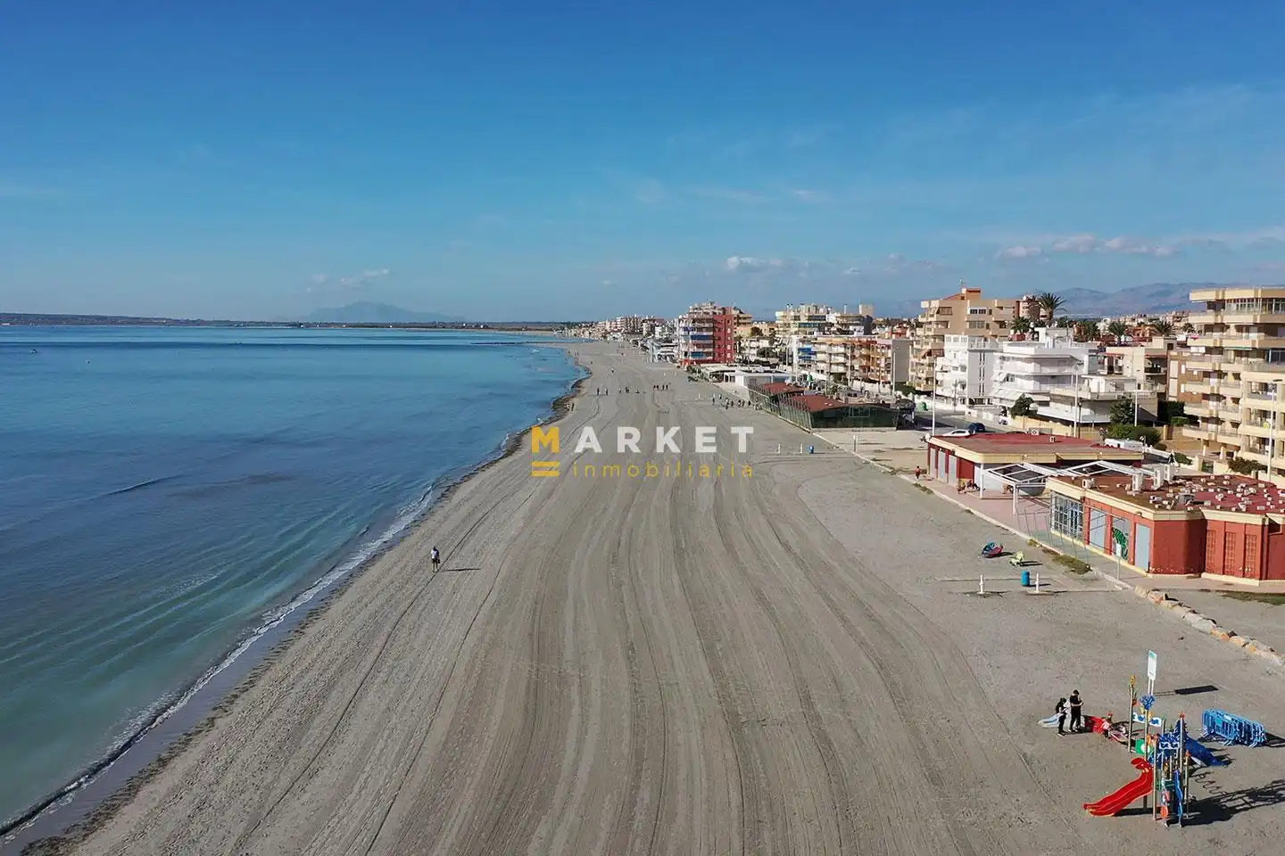 Außenansicht von Erdgeschoss zum Verkauf in Santa Pola mit Terrasse
