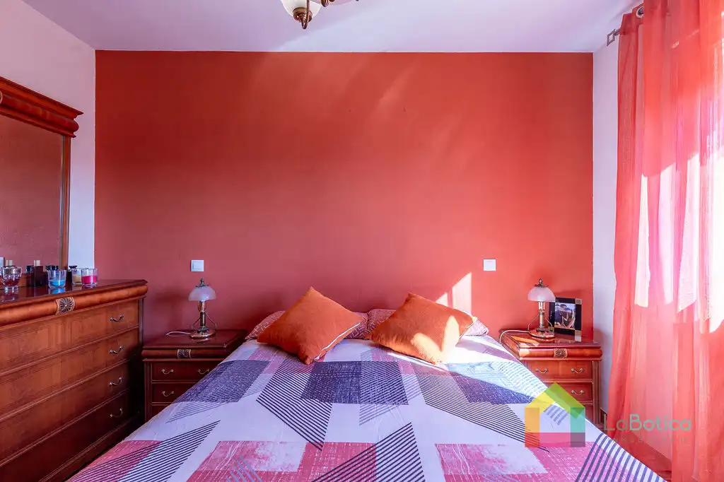 Bedroom of Detached homes for sale in Toledo  with Air Conditioner, Heating and Terrace