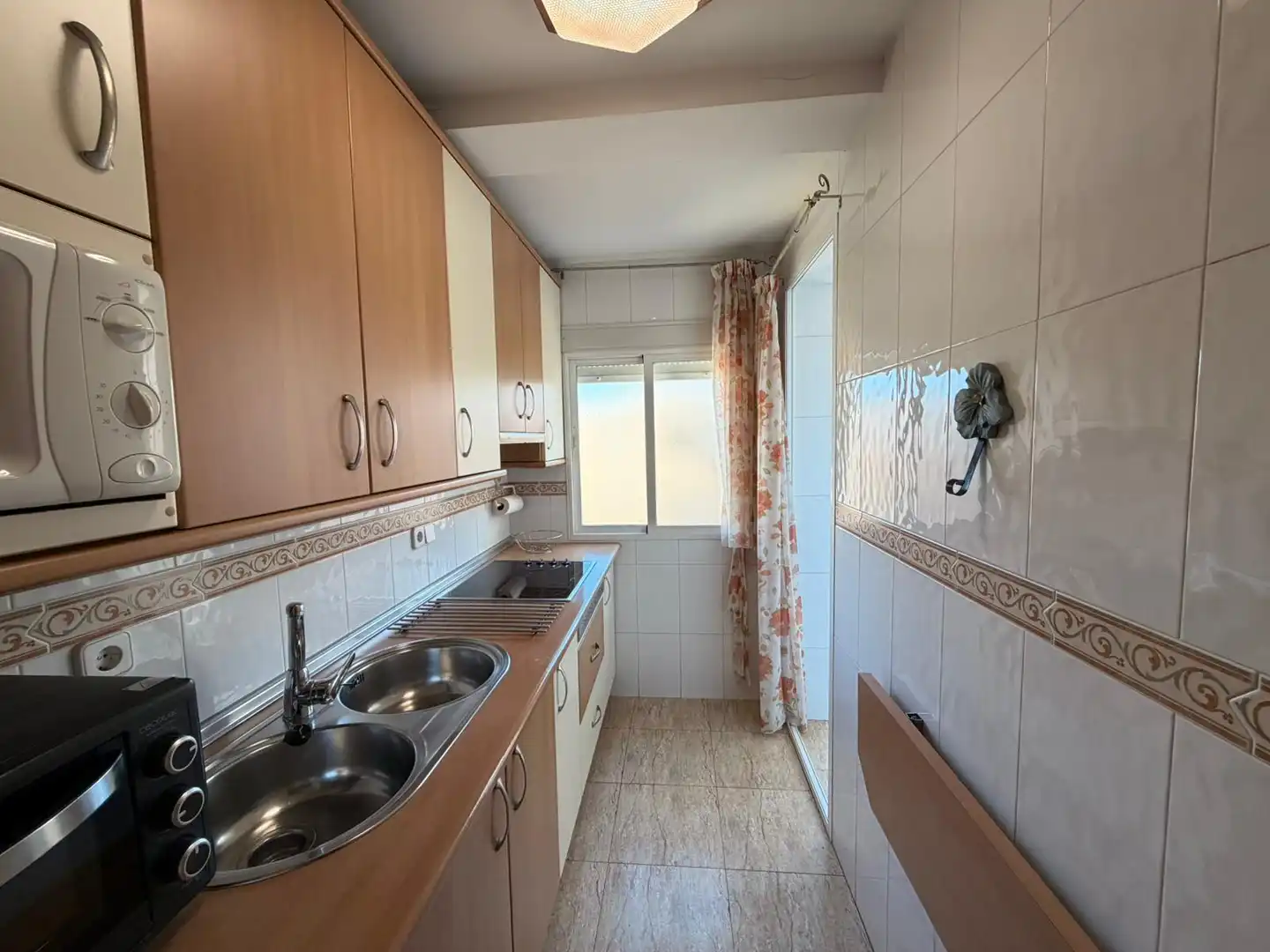 Kitchen of Flat for rent in Jaén  with Air Conditioner, Heating and Storage room