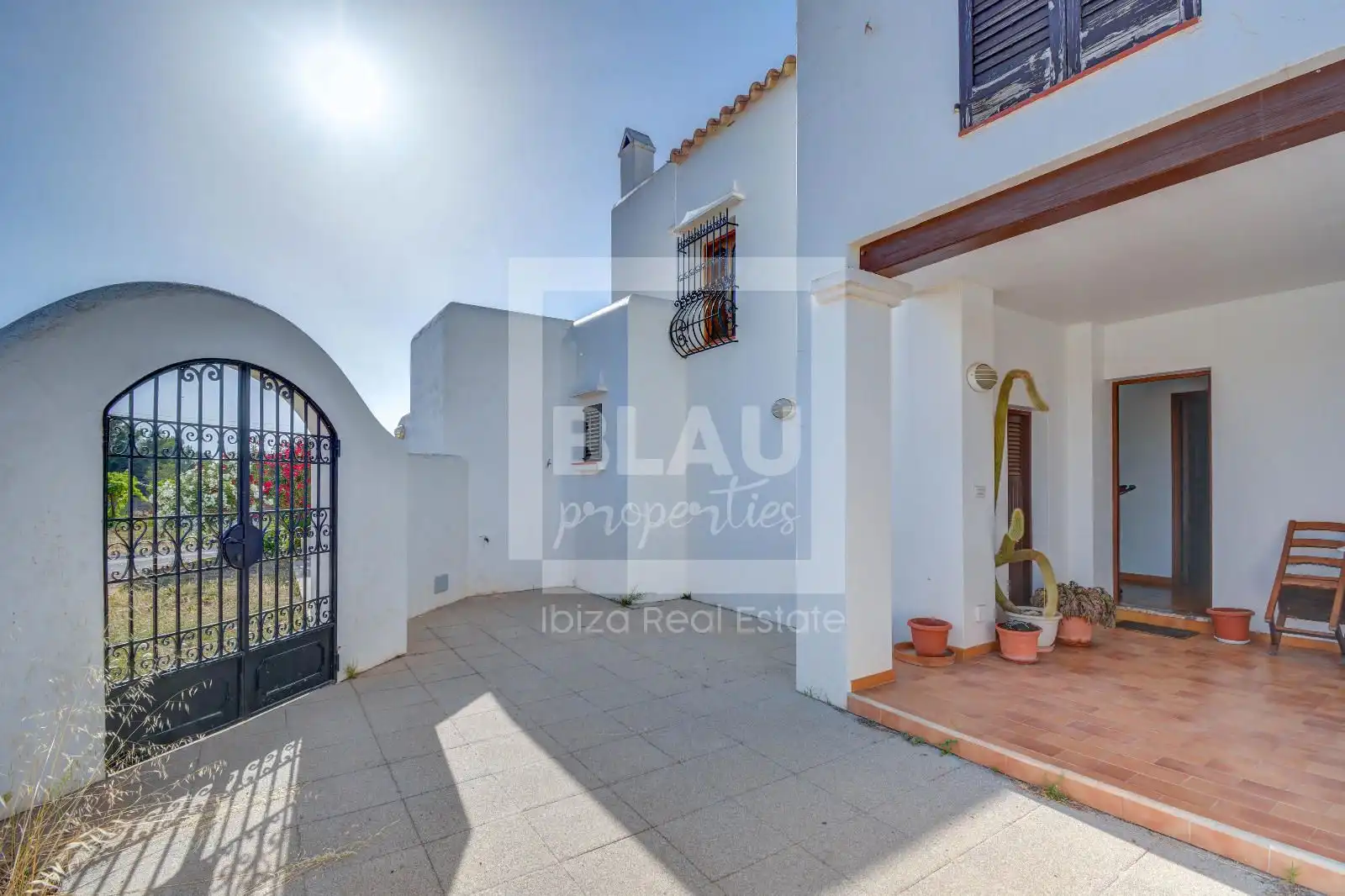 Exterior view of Houses for sale in Sant Josep de sa Talaia  with Air Conditioner, Terrace and Storage room