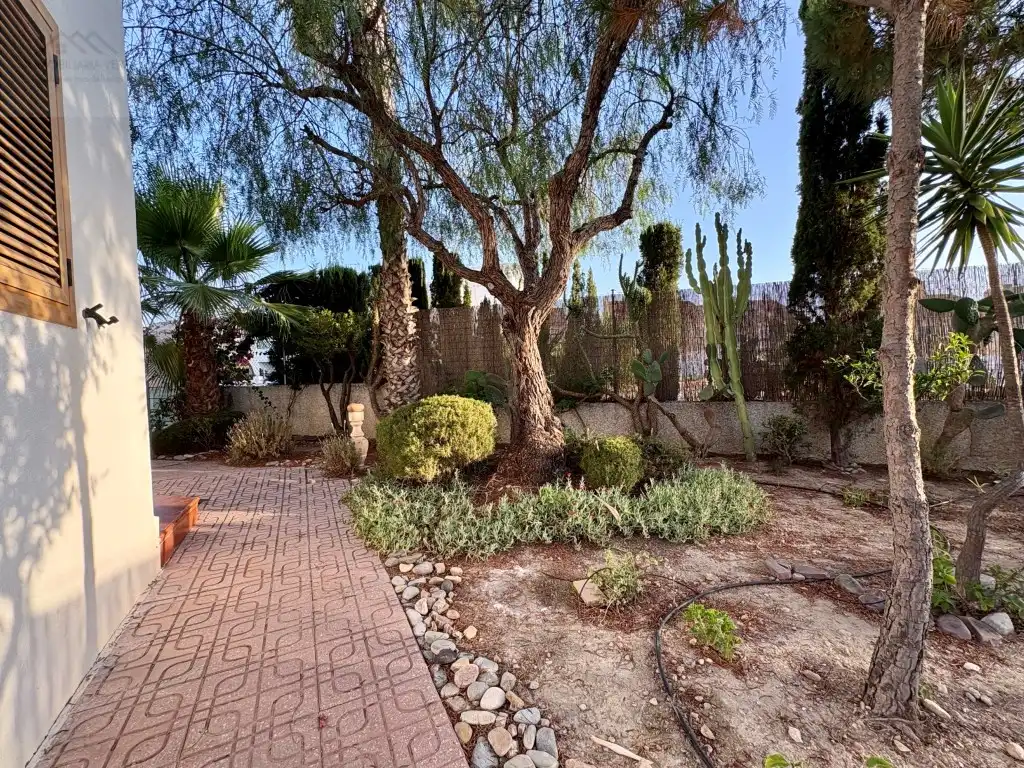 Jardí de Casa o xalet de lloguer en Mazarrón amb Moblat, Rentadora i Microones