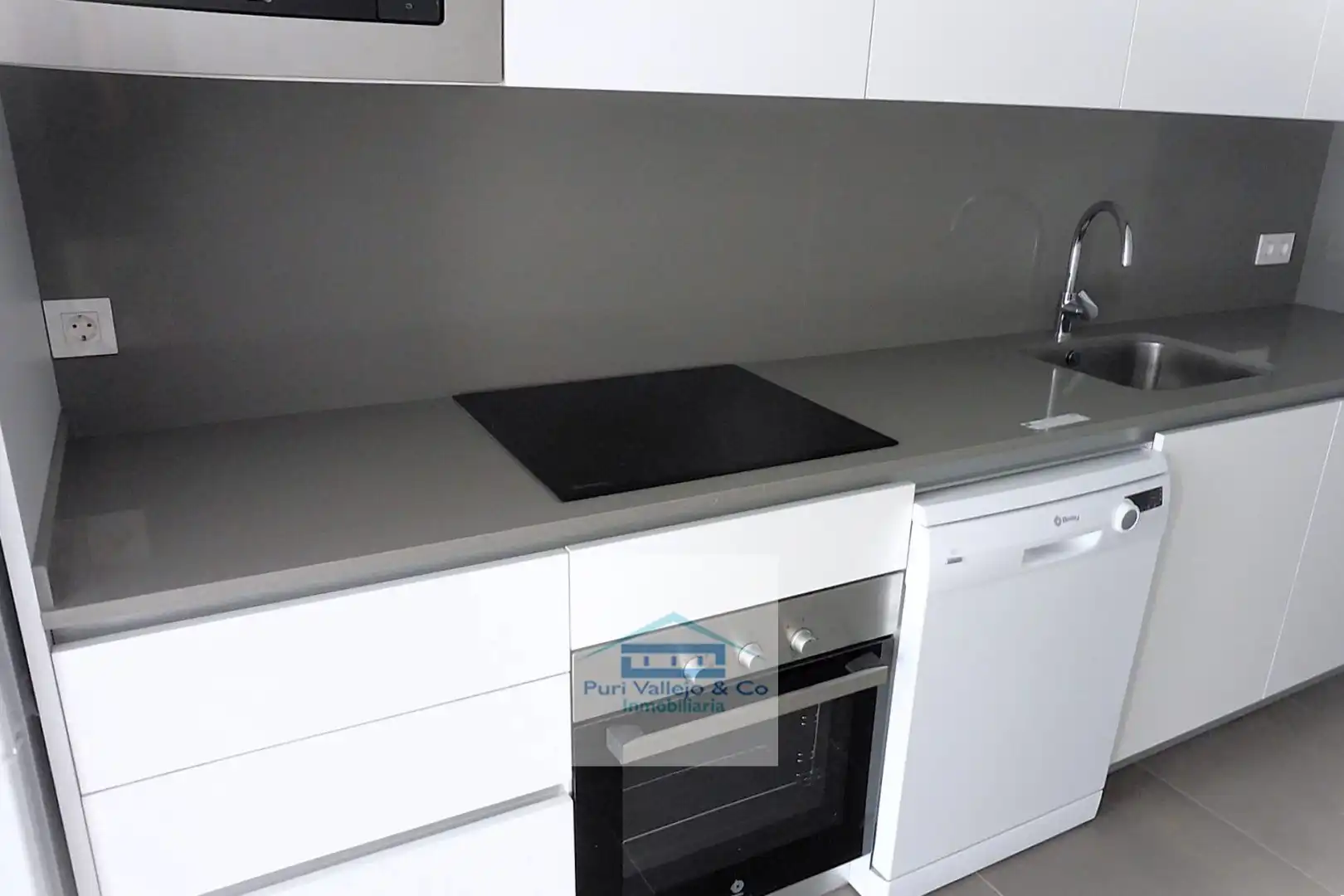 Cocina de Piso de alquiler en Córdoba con Aire acondicionado, Terraza y Trastero