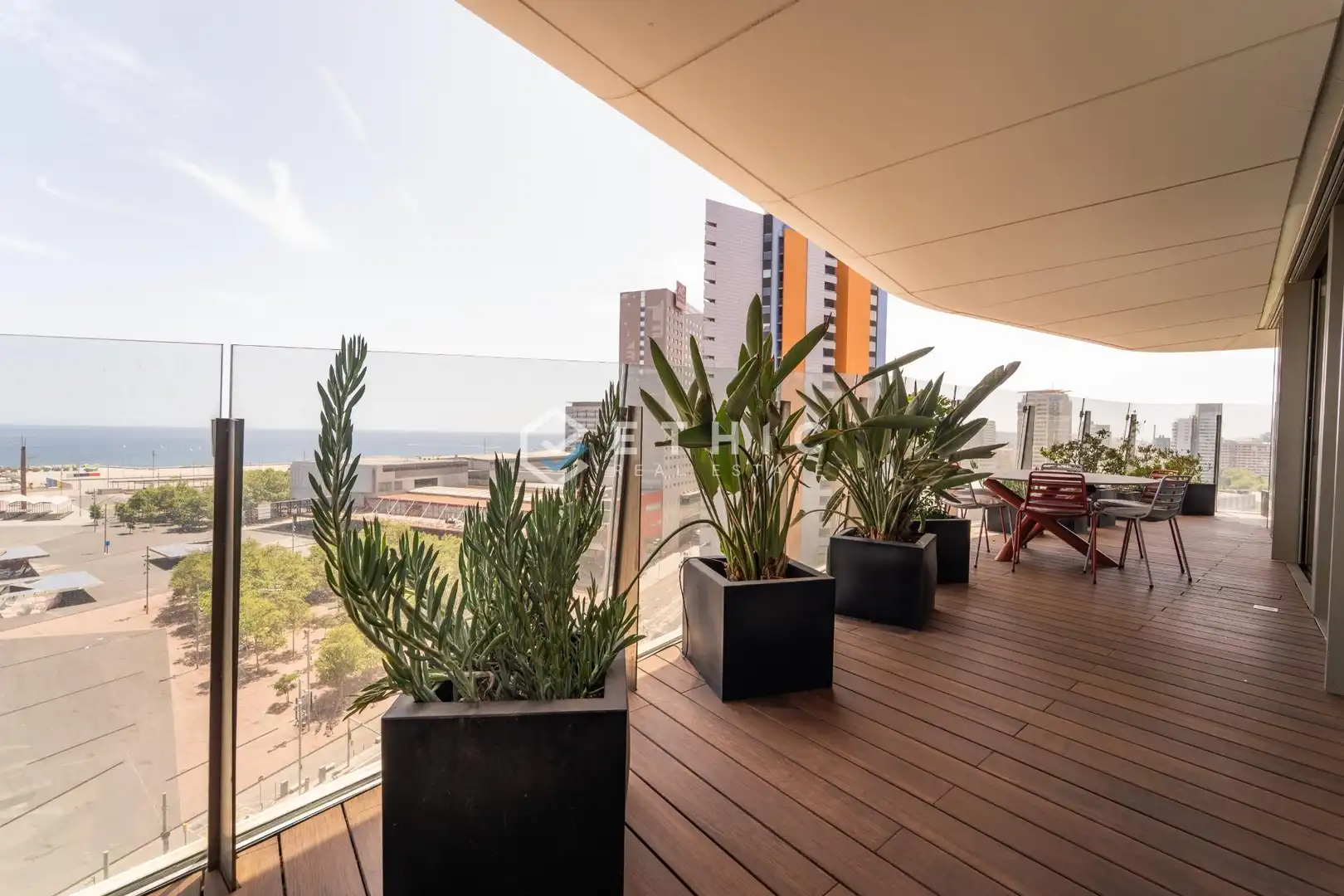 Flat with terrace for sale in Sant Martí, imagen 3