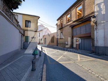 Doble amb ascensor en venda a Calle Molinos