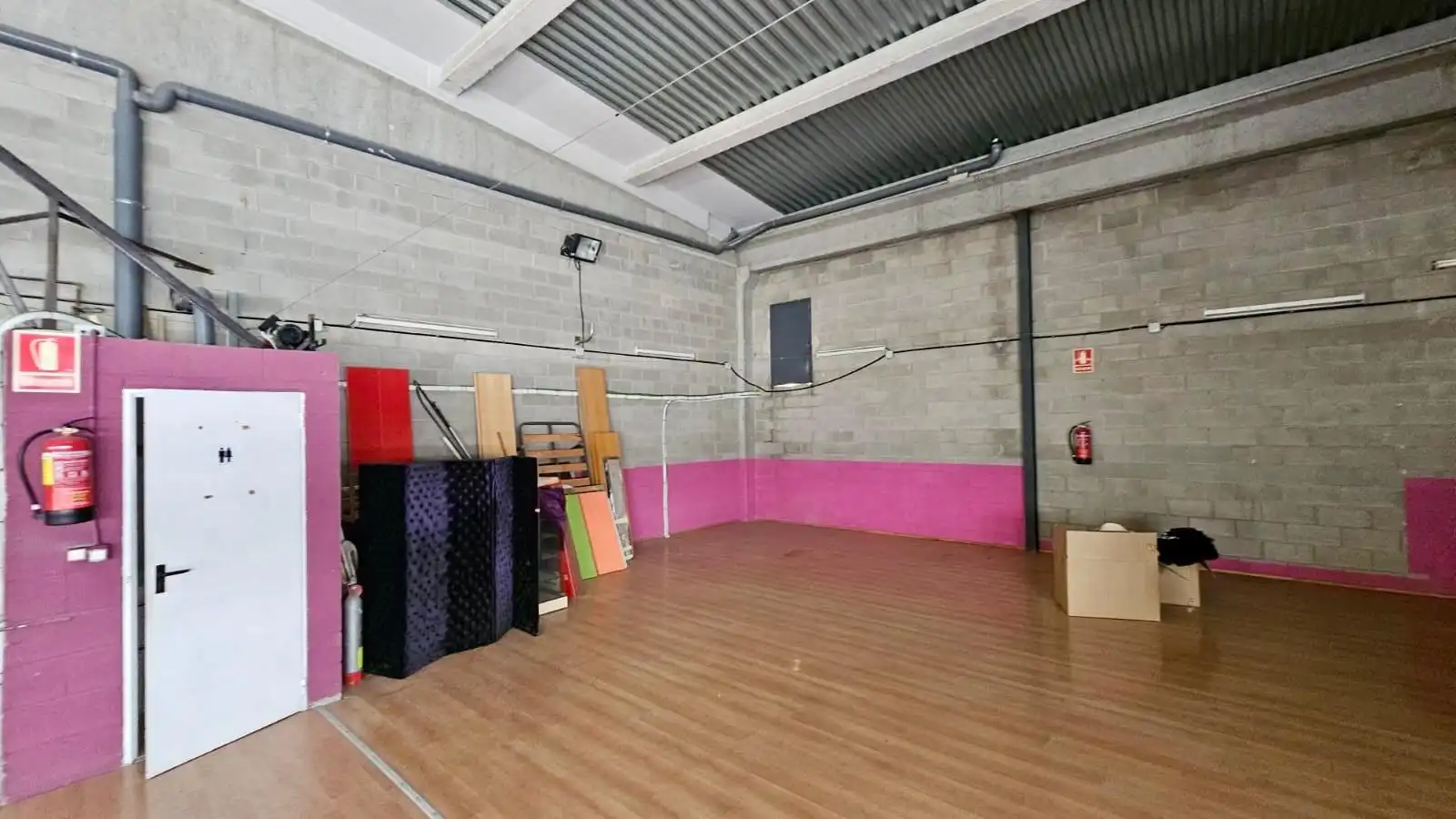 Nave industrial en venta en Montigalà - Sant Crist, imagen 6